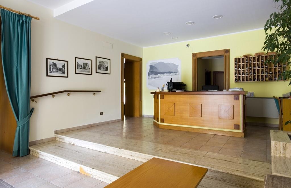 Hotel Vittoria Sapri Buitenkant foto