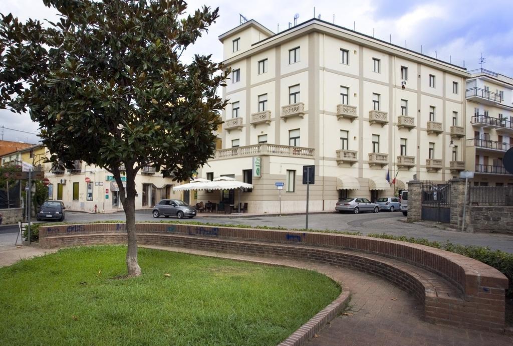 Hotel Vittoria Sapri Buitenkant foto