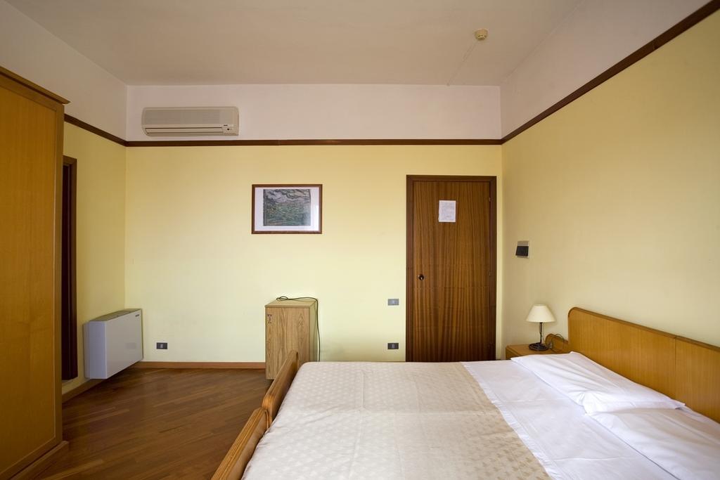 Hotel Vittoria Sapri Kamer foto